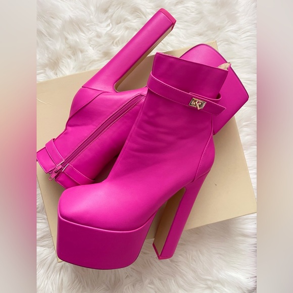 Neon Fuschsia Pink Booties - Picture 12 of 15